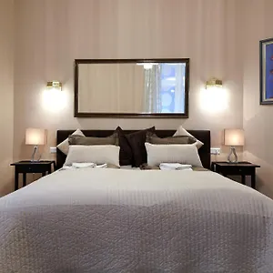  Apartment Urban Downtown City Center